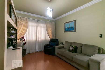 Sala de casa para alugar com 4 quartos, 184m² em Vila Campestre, São Paulo