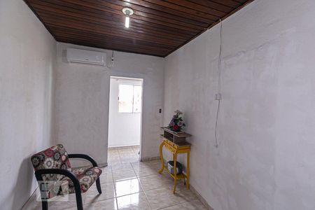 Sala de casa à venda com 1 quarto, 60m² em Coronel Aparício Borges, Porto Alegre