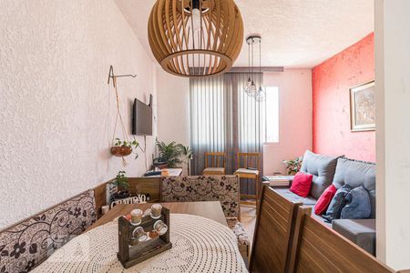 Apartamento à venda com 65m², 2 quartos e 1 vagaSala