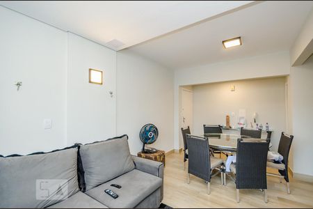 Sala de apartamento para alugar com 2 quartos, 72m² em Vila Paris, Belo Horizonte