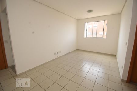 Sala de apartamento para alugar com 2 quartos, 68m² em Samambaia Sul, Brasília