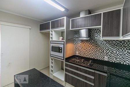 Cozinha de casa à venda com 4 quartos, 200m² em Ipanema, Porto Alegre