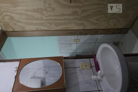 Banheiro de casa à venda com 3 quartos, 35m² em Estância Velha, Canoas