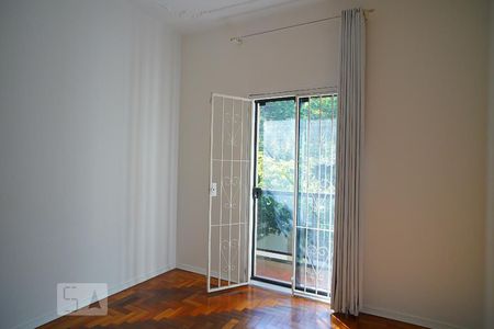 Quarto 2 de apartamento para alugar com 2 quartos, 76m² em Floresta, Porto Alegre