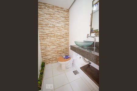 Lavabo de casa de condomínio para alugar com 3 quartos, 85m² em Vargem Pequena, Rio de Janeiro