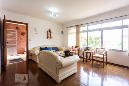 Sala de casa à venda com 3 quartos, 309m² em Vila Osasco, Osasco