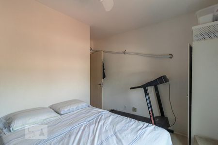 Quarto 1 de apartamento à venda com 2 quartos, 63m² em Cristal, Porto Alegre