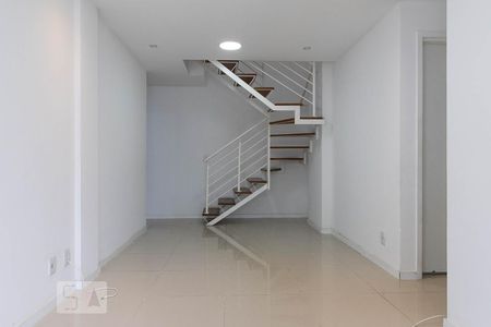 Sala 1 de apartamento à venda com 3 quartos, 135m² em Vargem Pequena, Rio de Janeiro