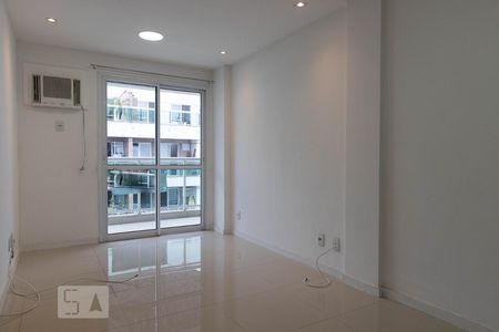 Sala 1 de apartamento à venda com 3 quartos, 135m² em Vargem Pequena, Rio de Janeiro