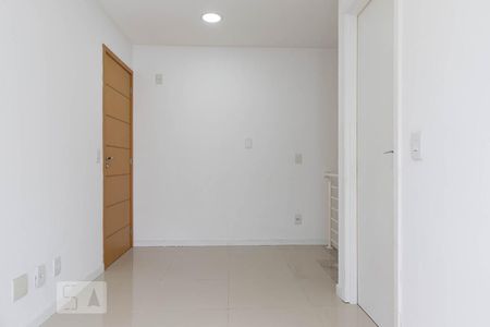 Sala 2 de apartamento à venda com 3 quartos, 135m² em Vargem Pequena, Rio de Janeiro