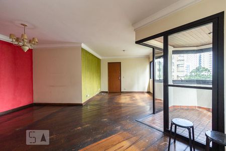 Apartamento à venda com 140m², 3 quartos e 3 vagasSala