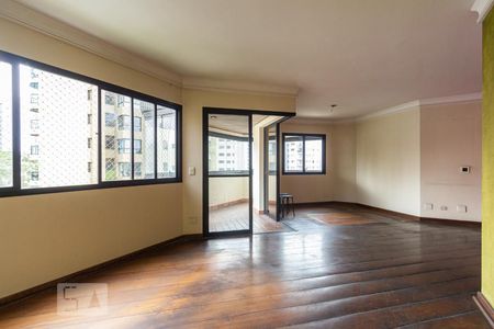 Apartamento à venda com 140m², 3 quartos e 3 vagasSala