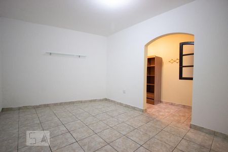 Quarto 1 de casa de condomínio para alugar com 2 quartos, 180m² em Vila da Oportunidade, Carapicuíba
