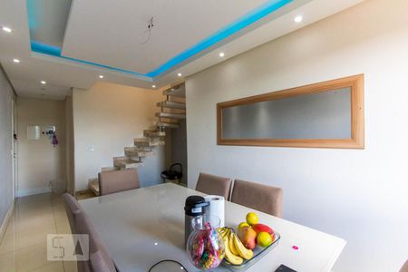 Sala de apartamento para alugar com 4 quartos, 76m² em Jardim Ísis, Cotia