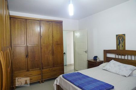 Suíte  de casa à venda com 3 quartos, 270m² em Vila Feliz, São Paulo