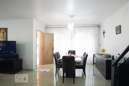 Sala de casa à venda com 3 quartos, 270m² em Vila Feliz, São Paulo