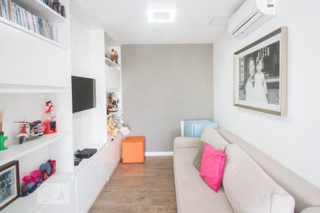 Sala de TV de apartamento para alugar com 2 quartos, 118m² em Campo Belo, São Paulo