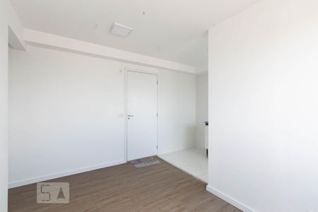 Sala de apartamento para alugar com 2 quartos, 40m² em Itaquera, São Paulo