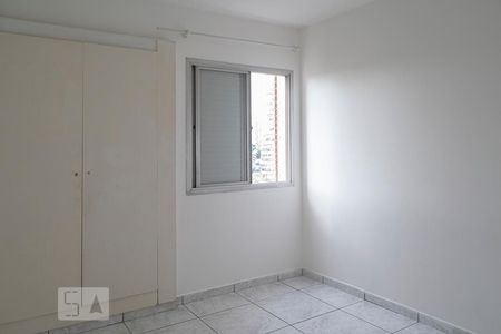 quarto 1 de apartamento para alugar com 2 quartos, 40m² em Santa Teresinha, São Paulo