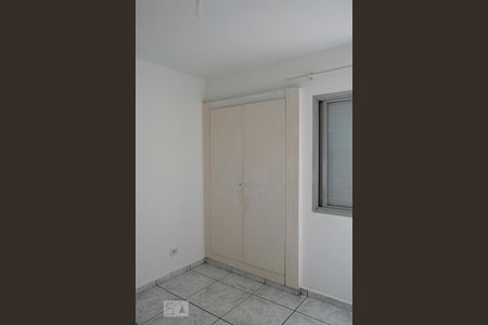 quarto 1 de apartamento para alugar com 2 quartos, 40m² em Santa Teresinha, São Paulo