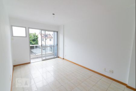 Apartamento à venda com 70m², 2 quartos e 1 vagaSala