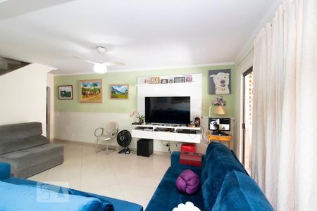 Sala de Estar de casa à venda com 3 quartos, 72m² em Jardim Carlu, São Paulo