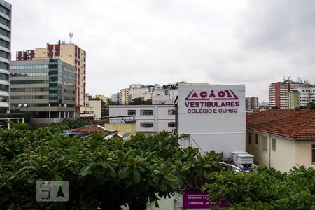Quarto - Janela de apartamento para alugar com 1 quarto, 33m² em Méier, Rio de Janeiro