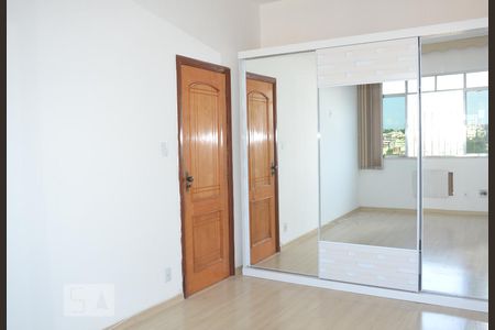 Quarto 1 de apartamento à venda com 2 quartos, 70m² em Jardim Guanabara, Rio de Janeiro
