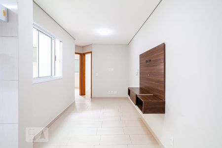 Sala de apartamento à venda com 2 quartos, 45m² em Vila Humaitá, Santo André
