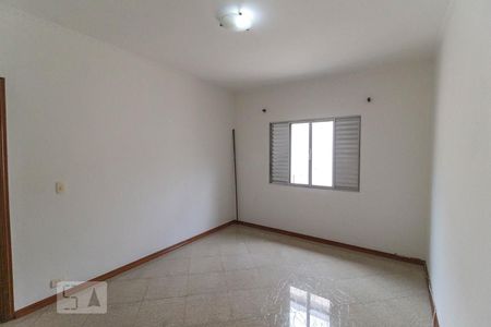Quarto 1 de casa à venda com 2 quartos, 100m² em Jardim Patente, São Paulo