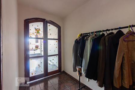 Casa para alugar com 260m², 3 quartos e 2 vagas Casa para alugar com 260m², 3 quartos e 2 vagasCloset