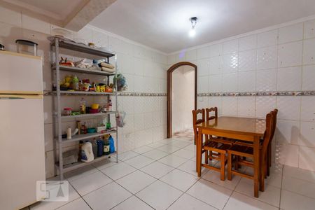Casa para alugar com 260m², 3 quartos e 2 vagas Casa para alugar com 260m², 3 quartos e 2 vagasCozinha