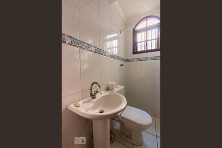 Casa para alugar com 260m², 3 quartos e 2 vagas Casa para alugar com 260m², 3 quartos e 2 vagasLavabo