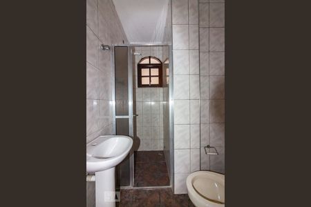 Casa para alugar com 260m², 3 quartos e 2 vagas Casa para alugar com 260m², 3 quartos e 2 vagasBanheiro de Serviço