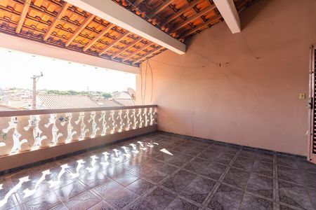 Casa para alugar com 260m², 3 quartos e 2 vagas Casa para alugar com 260m², 3 quartos e 2 vagasSacada 2