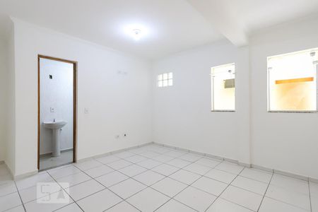 Sala e Quarto de apartamento para alugar com 1 quarto, 32m² em Vila Zat, São Paulo