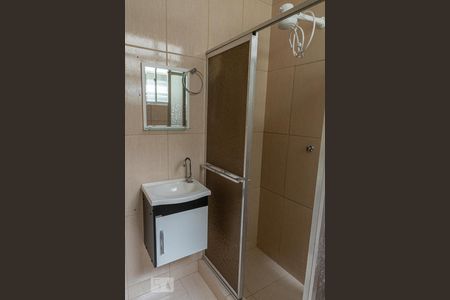 Banheiro de apartamento para alugar com 1 quarto, 43m² em São Francisco, Niterói