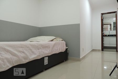 Quarto Suíte 1 de casa de condomínio à venda com 3 quartos, 240m² em Anil, Rio de Janeiro