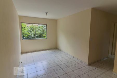 Sala de apartamento para alugar com 3 quartos, 67m² em Vila Butantã, São Paulo