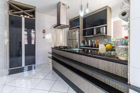 Casa à venda com 220m², 3 quartos e 5 vagas Casa à venda com 220m², 3 quartos e 5 vagasCozinha