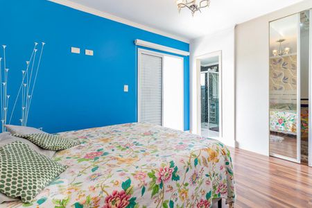 Casa à venda com 220m², 3 quartos e 5 vagas Casa à venda com 220m², 3 quartos e 5 vagasSuíte 1