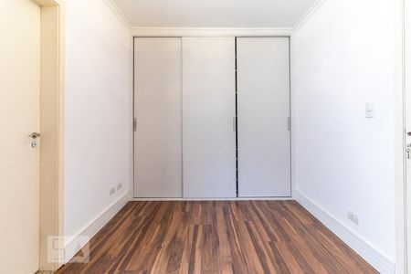 Casa à venda com 220m², 3 quartos e 5 vagas Casa à venda com 220m², 3 quartos e 5 vagasSuíte 2