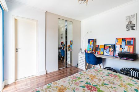 Casa à venda com 220m², 3 quartos e 5 vagas Casa à venda com 220m², 3 quartos e 5 vagasSuíte 1