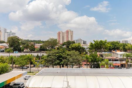 Casa à venda com 220m², 3 quartos e 5 vagas Casa à venda com 220m², 3 quartos e 5 vagasSuíte 1 - Vista da Varanda