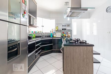 Casa à venda com 220m², 3 quartos e 5 vagas Casa à venda com 220m², 3 quartos e 5 vagasCozinha