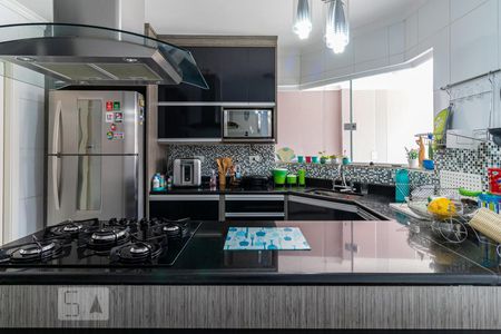 Casa à venda com 220m², 3 quartos e 5 vagas Casa à venda com 220m², 3 quartos e 5 vagasCozinha