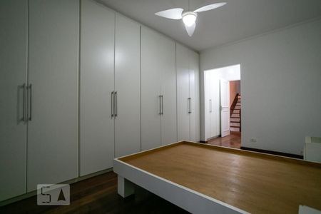 Suíte 1 de casa à venda com 3 quartos, 300m² em Água Fria, São Paulo