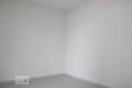Sala de casa à venda com 3 quartos, 400m² em Portuguesa, Rio de Janeiro