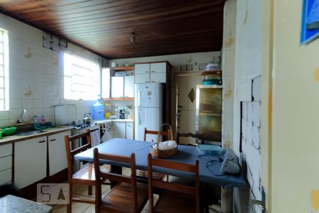 Cozinha de casa à venda com 3 quartos, 100m² em Vila Joao Pessoa, Porto Alegre