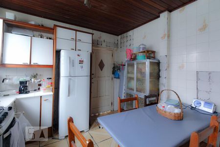 Cozinha de casa à venda com 3 quartos, 100m² em Vila Joao Pessoa, Porto Alegre